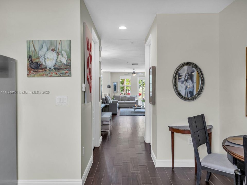 Recently Rented: $2,999 (2 beds, 2 baths, 1679 Square Feet)