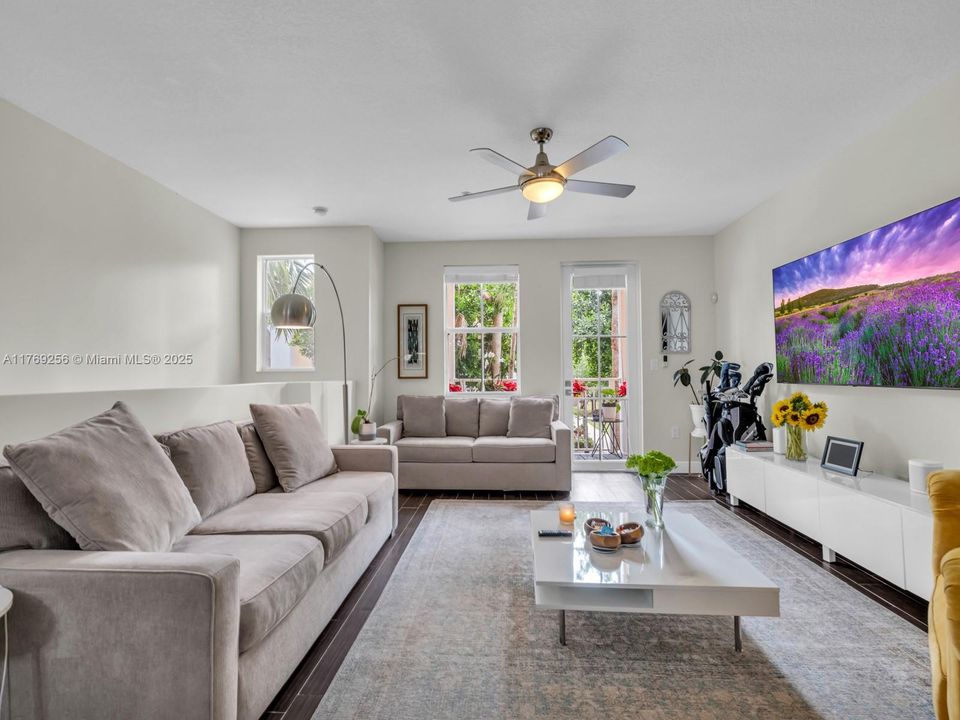 Recently Rented: $2,999 (2 beds, 2 baths, 1679 Square Feet)