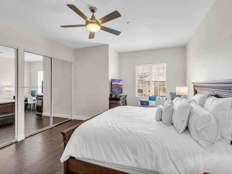 Recently Rented: $2,999 (2 beds, 2 baths, 1679 Square Feet)