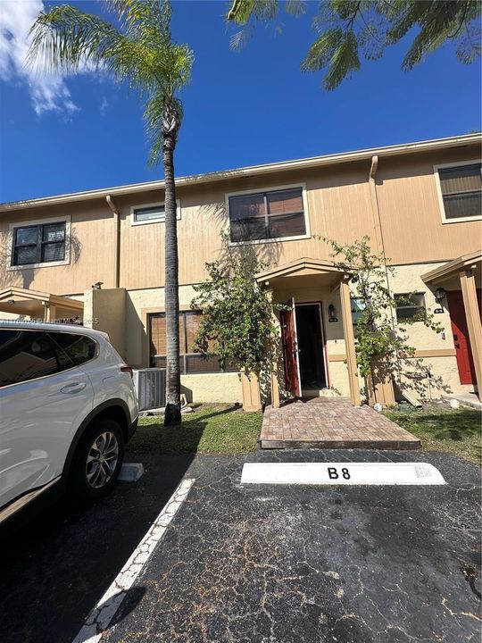 На продажу: $335,000 (3 спален, 2 ванн, 1428 Квадратных фут)