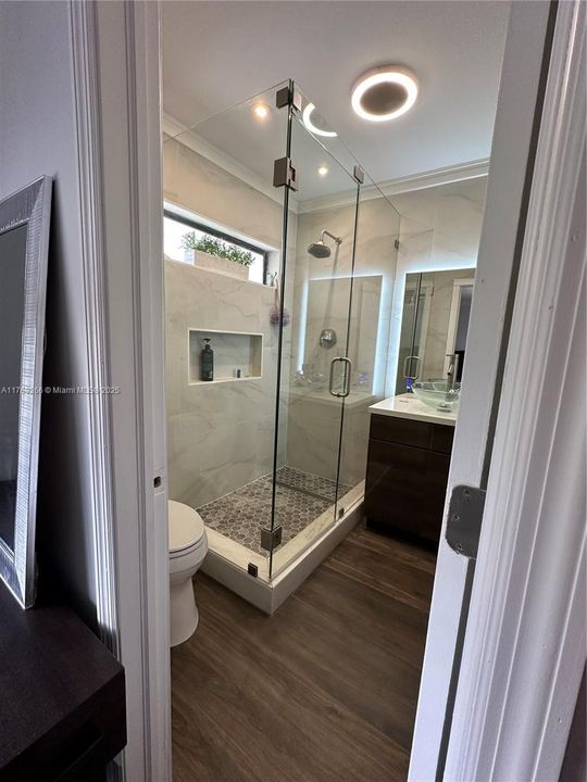 На продажу: $335,000 (3 спален, 2 ванн, 1428 Квадратных фут)