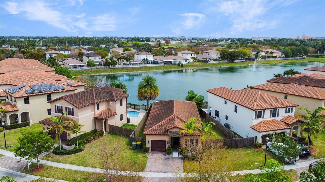 Recently Sold: $507,000 (4 beds, 2 baths, 1638 Square Feet)