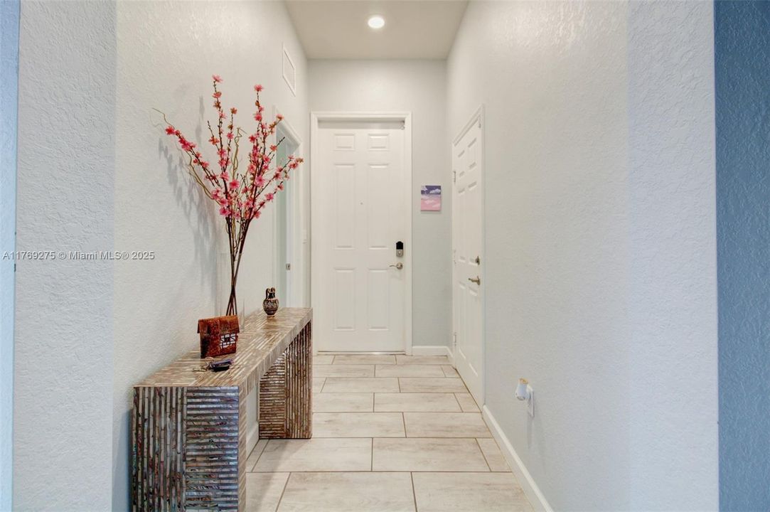 Recently Sold: $507,000 (4 beds, 2 baths, 1638 Square Feet)