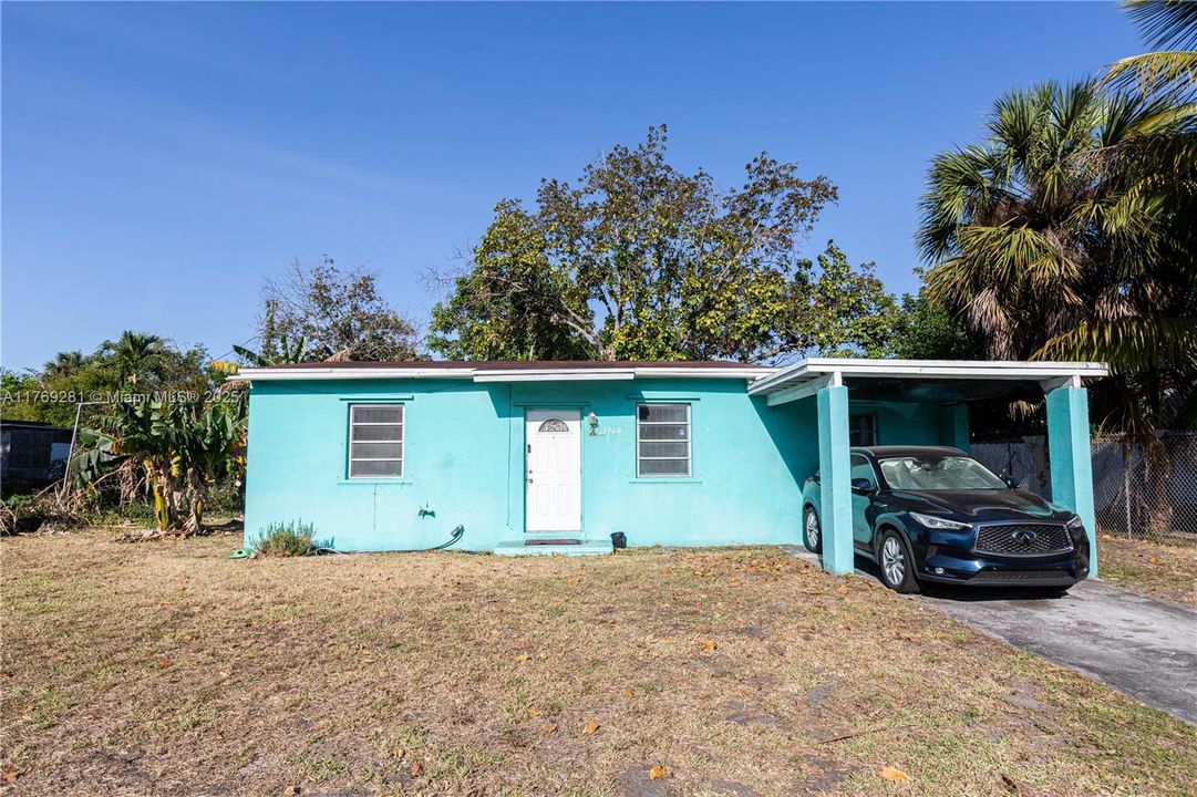 Vendido Recientemente: $375,000 (2 camas, 1 baños, 975 Pies cuadrados)