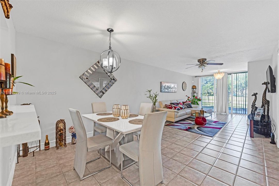 Recently Sold: $217,000 (2 beds, 2 baths, 1040 Square Feet)