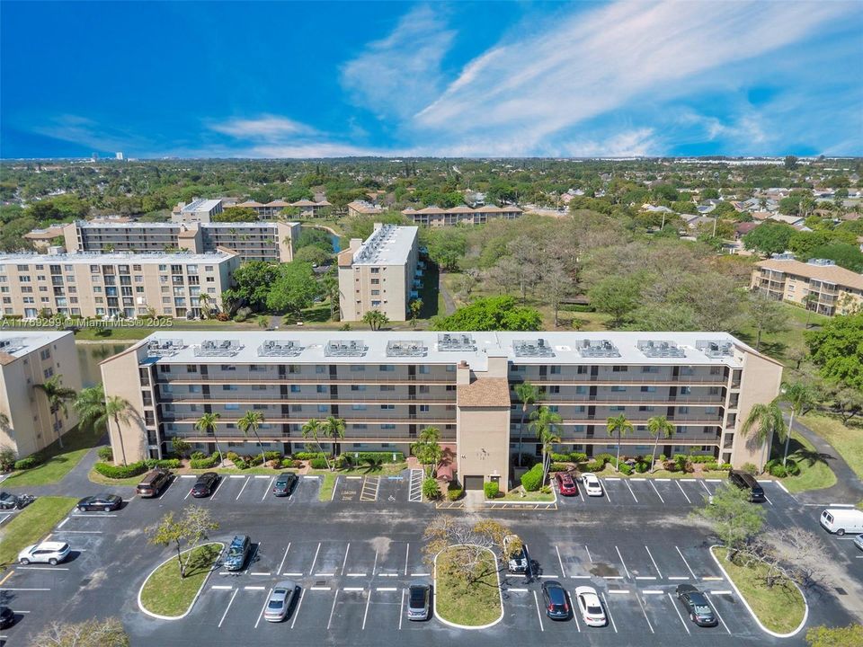 Recently Sold: $217,000 (2 beds, 2 baths, 1040 Square Feet)