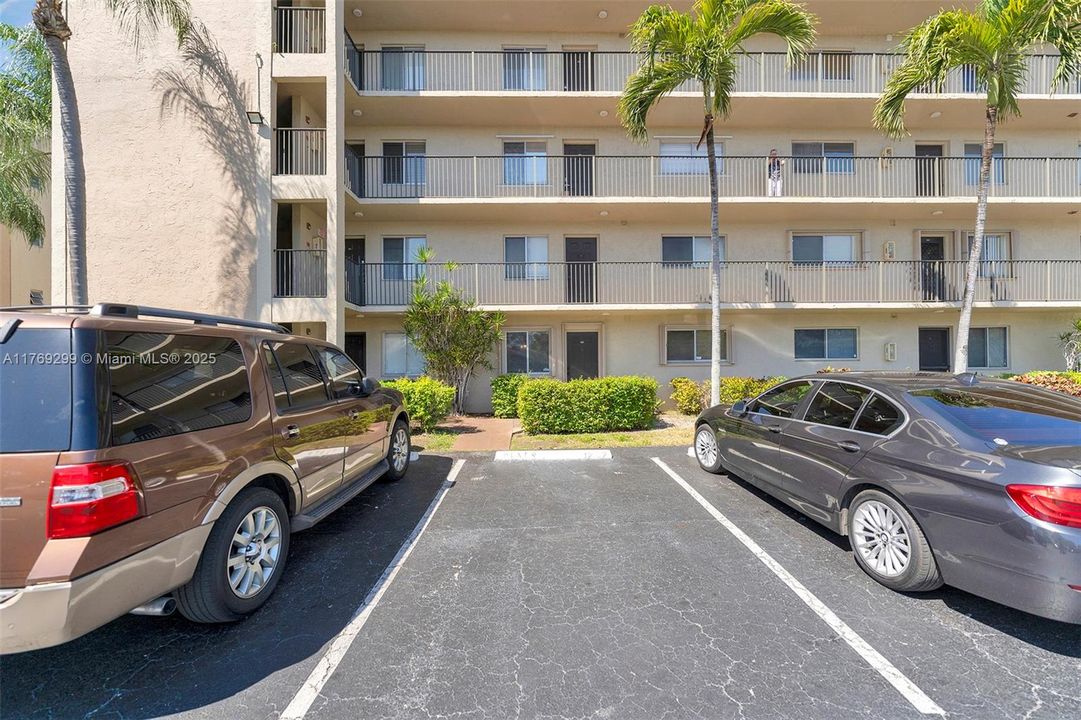 Recently Sold: $217,000 (2 beds, 2 baths, 1040 Square Feet)