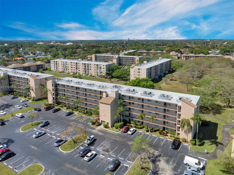 Recently Sold: $217,000 (2 beds, 2 baths, 1040 Square Feet)