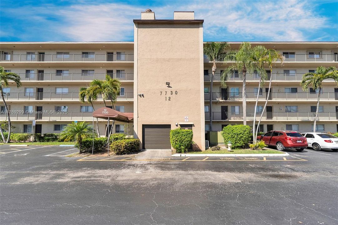 Recently Sold: $217,000 (2 beds, 2 baths, 1040 Square Feet)