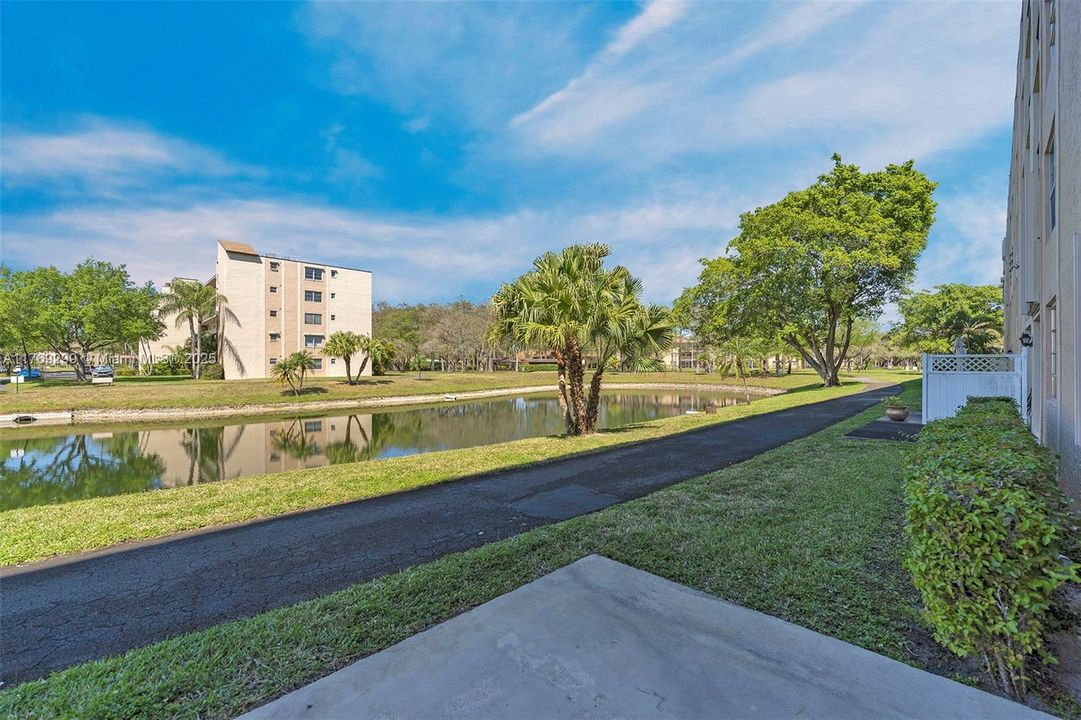 Recently Sold: $217,000 (2 beds, 2 baths, 1040 Square Feet)