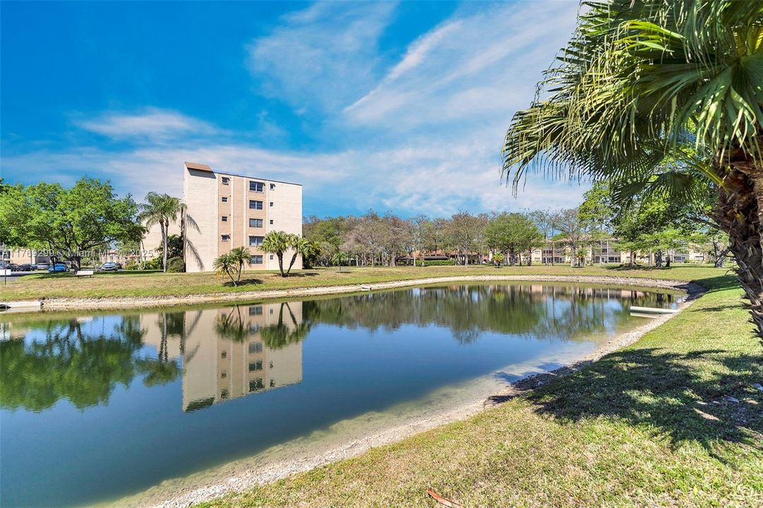 Recently Sold: $217,000 (2 beds, 2 baths, 1040 Square Feet)