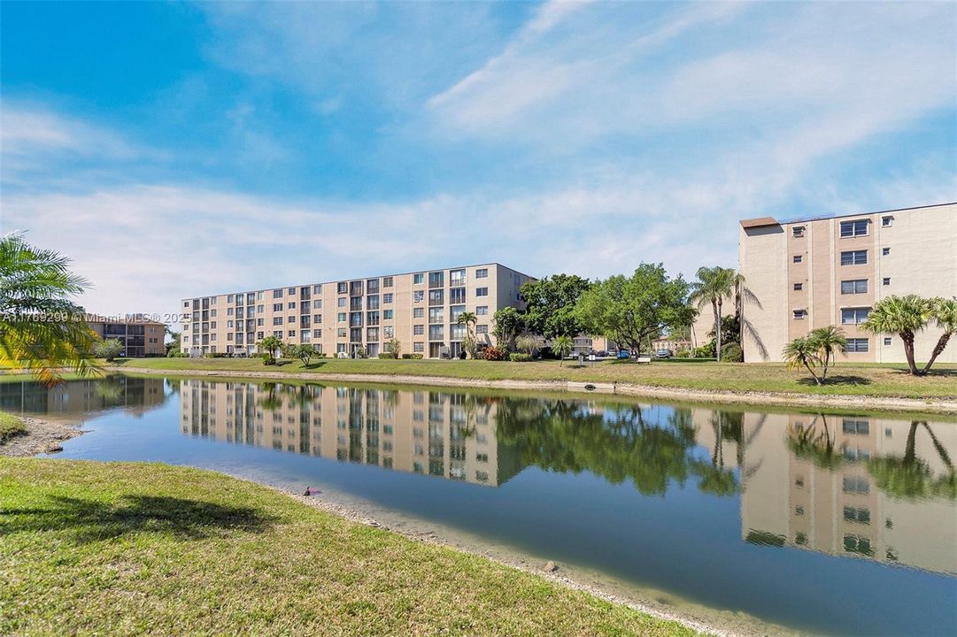 Recently Sold: $217,000 (2 beds, 2 baths, 1040 Square Feet)