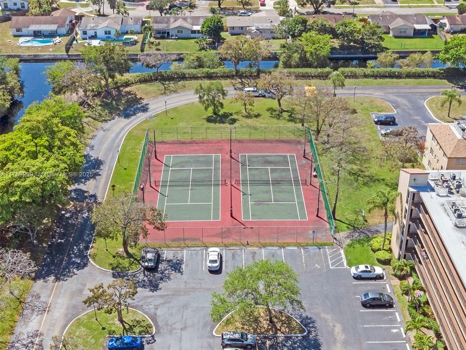 Recently Sold: $217,000 (2 beds, 2 baths, 1040 Square Feet)