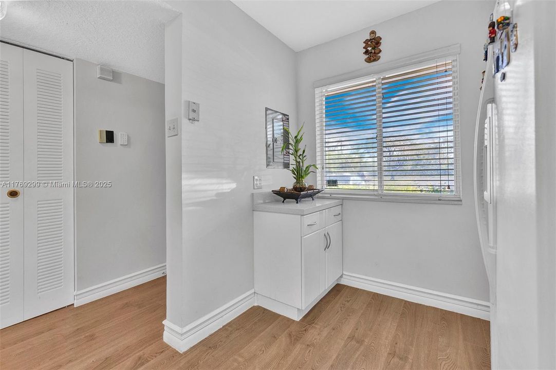 Recently Sold: $217,000 (2 beds, 2 baths, 1040 Square Feet)