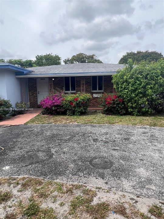 Recientemente alquilado: $3,100 (3 camas, 2 baños, 2477 Pies cuadrados)