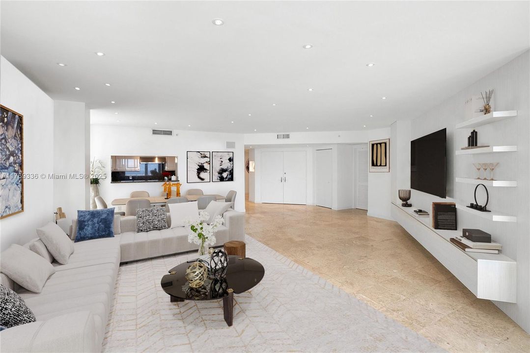 Recently Sold: $2,150,000 (3 beds, 2 baths, 2210 Square Feet)