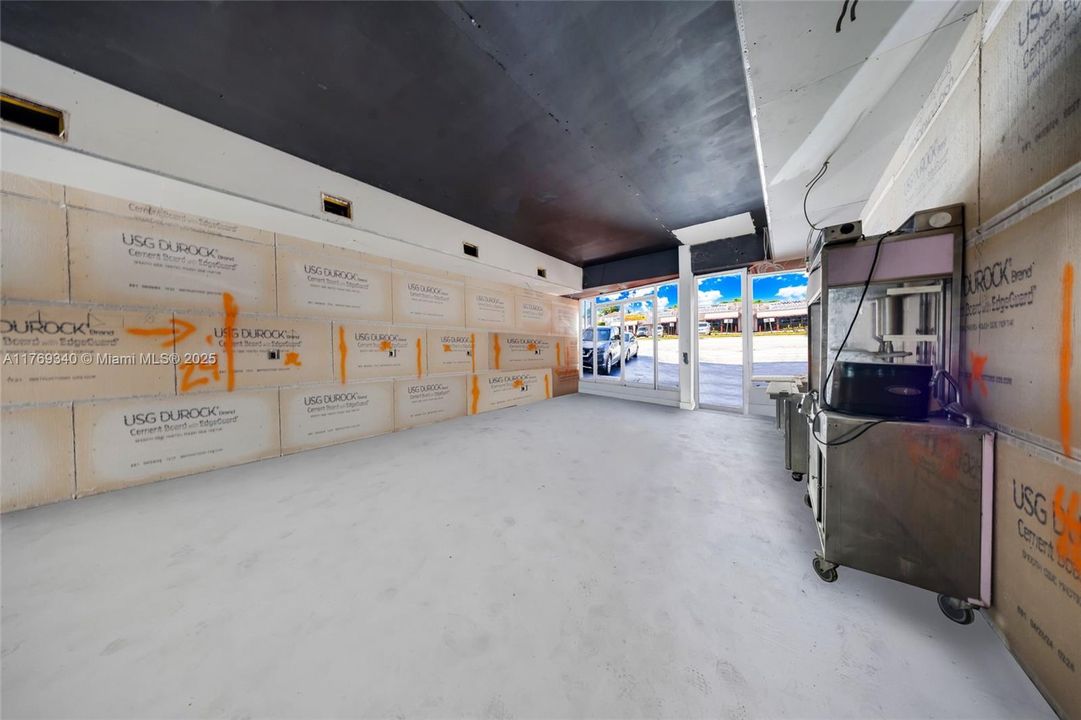 Недавно арендовано: $6,000 (0 спален, 0 ванн, 0 Квадратных фут)