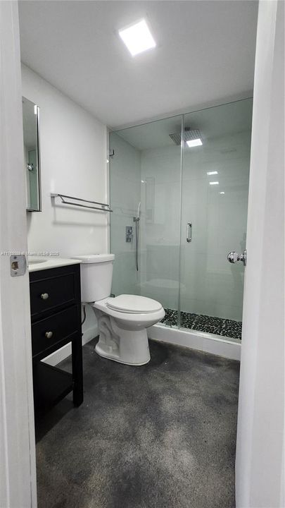 最近租的: $1,800 (1 贝兹, 1 浴室, 692 平方英尺)