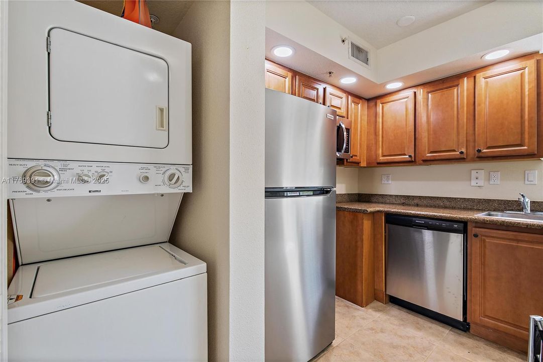 Vendido Recientemente: $282,500 (1 camas, 1 baños, 590 Pies cuadrados)