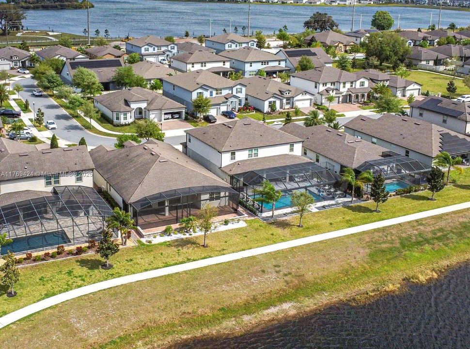 待售: $539,000 (4 贝兹, 2 浴室, 2657 平方英尺)