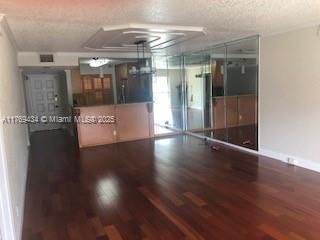 Vendido Recientemente: $210,000 (2 camas, 2 baños, 1192 Pies cuadrados)