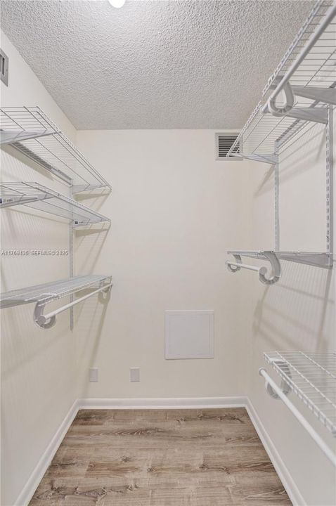 En Venta: $189,500 (2 camas, 2 baños, 1437 Pies cuadrados)