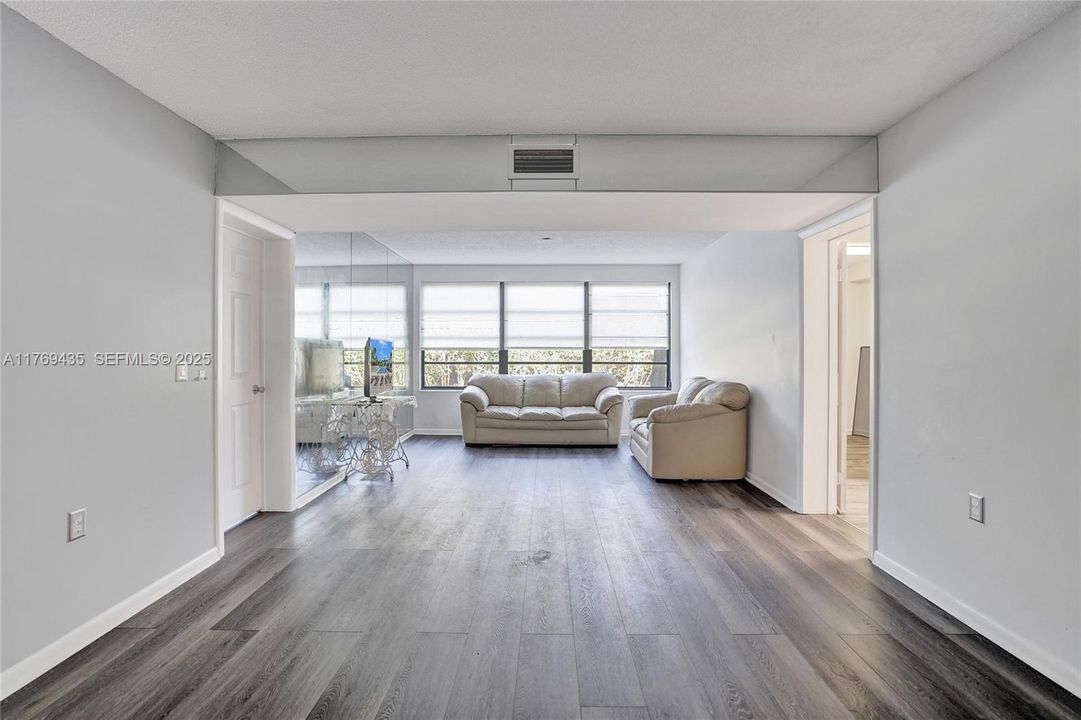 En Venta: $189,500 (2 camas, 2 baños, 1437 Pies cuadrados)