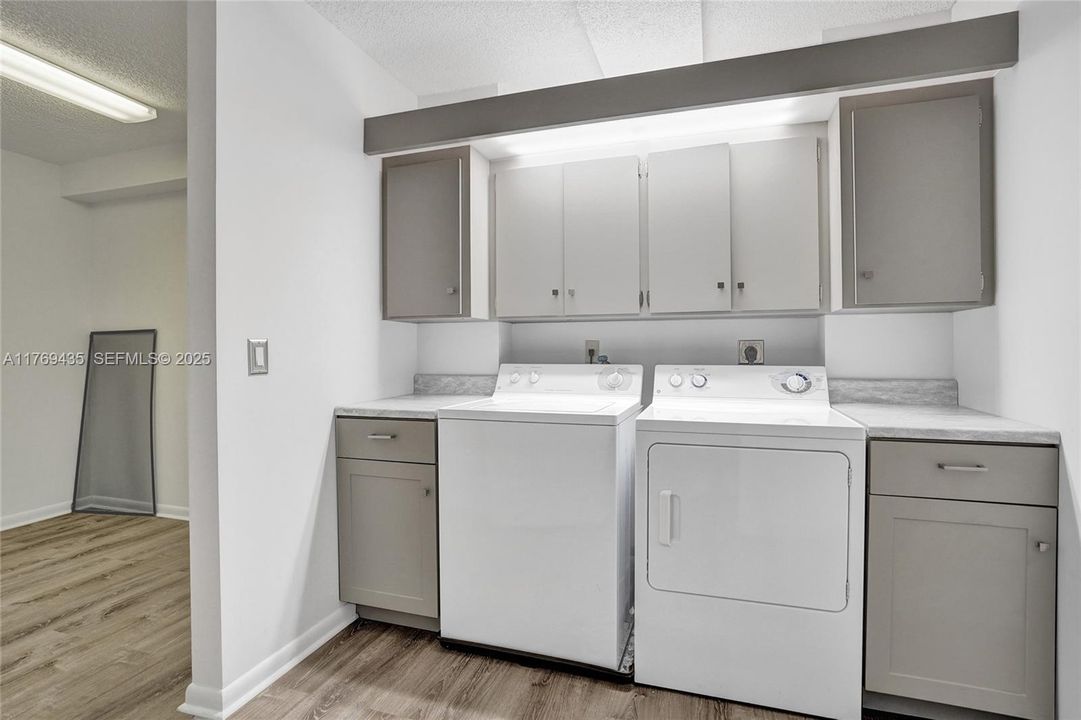 En Venta: $189,500 (2 camas, 2 baños, 1437 Pies cuadrados)