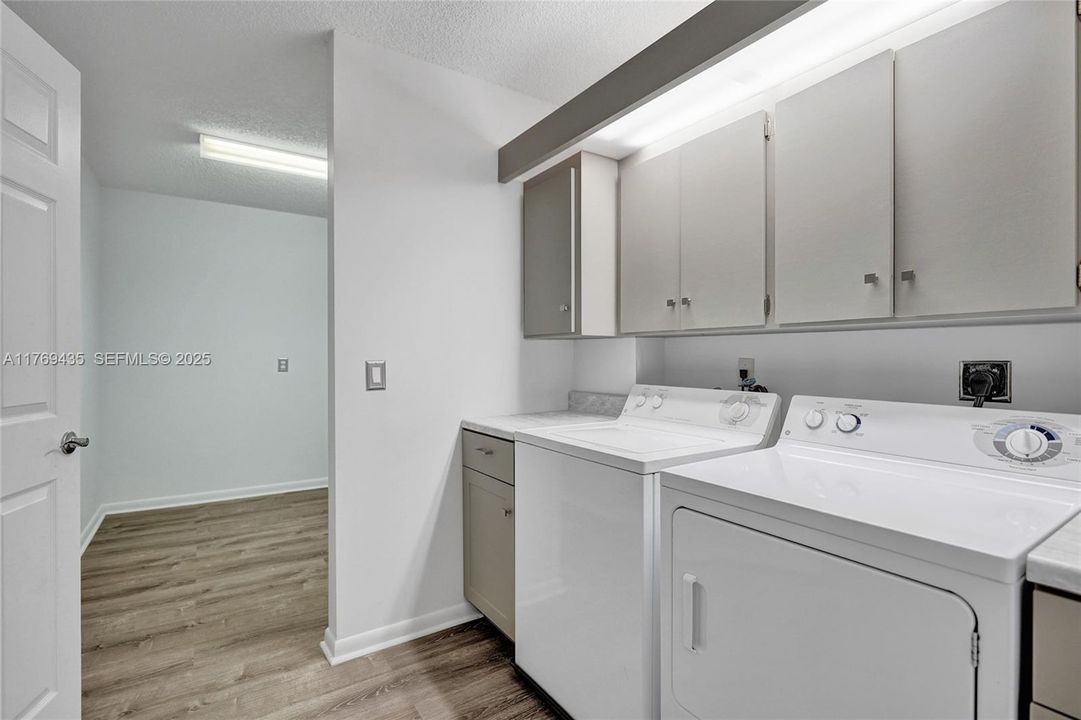 En Venta: $189,500 (2 camas, 2 baños, 1437 Pies cuadrados)