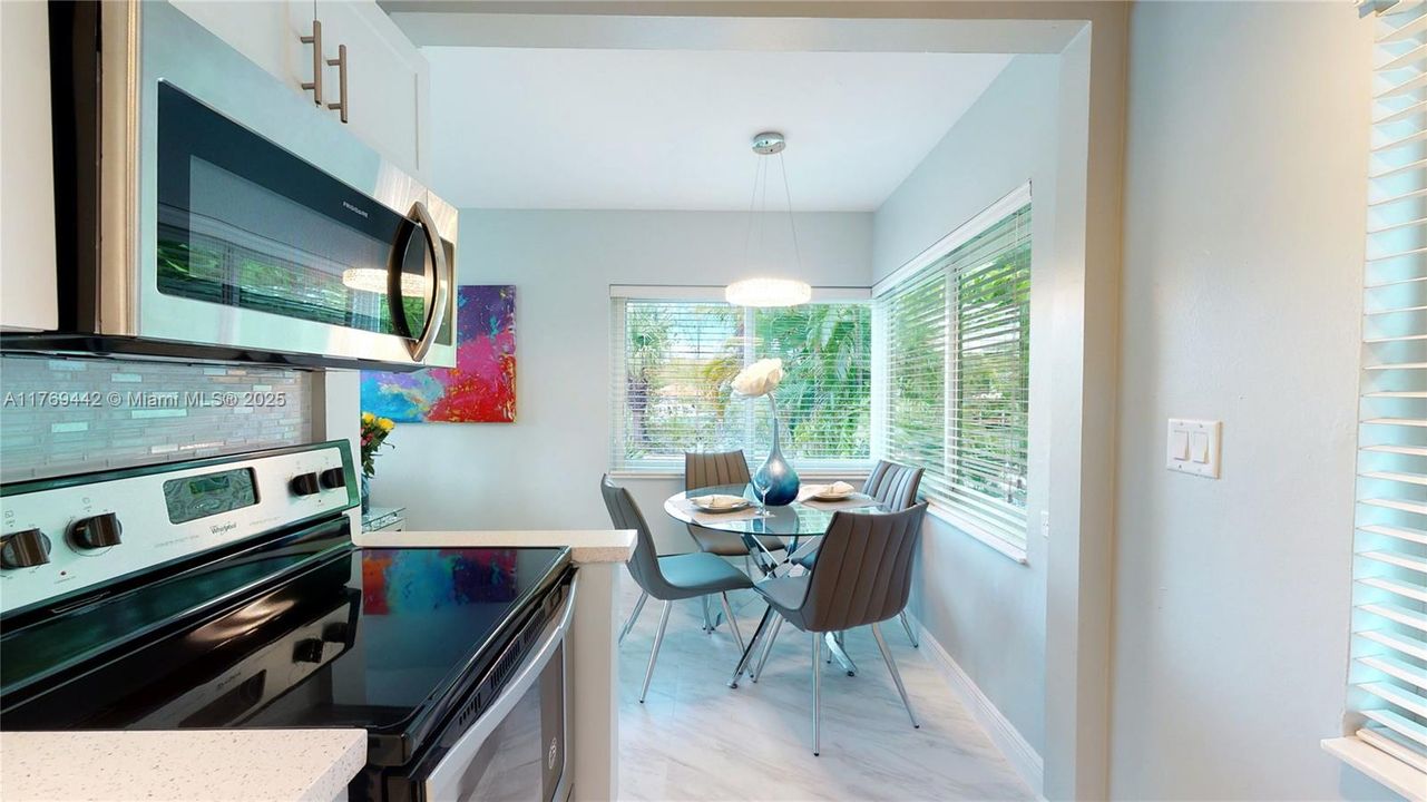 Недавно арендовано: $2,350 (1 спален, 1 ванн, 490 Квадратных фут)