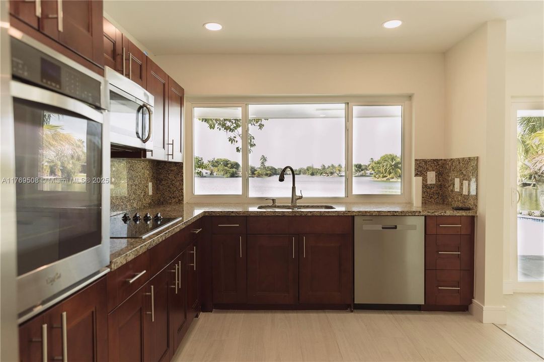 For Sale: $1,529,000 (3 beds, 2 baths, 2151 Square Feet)