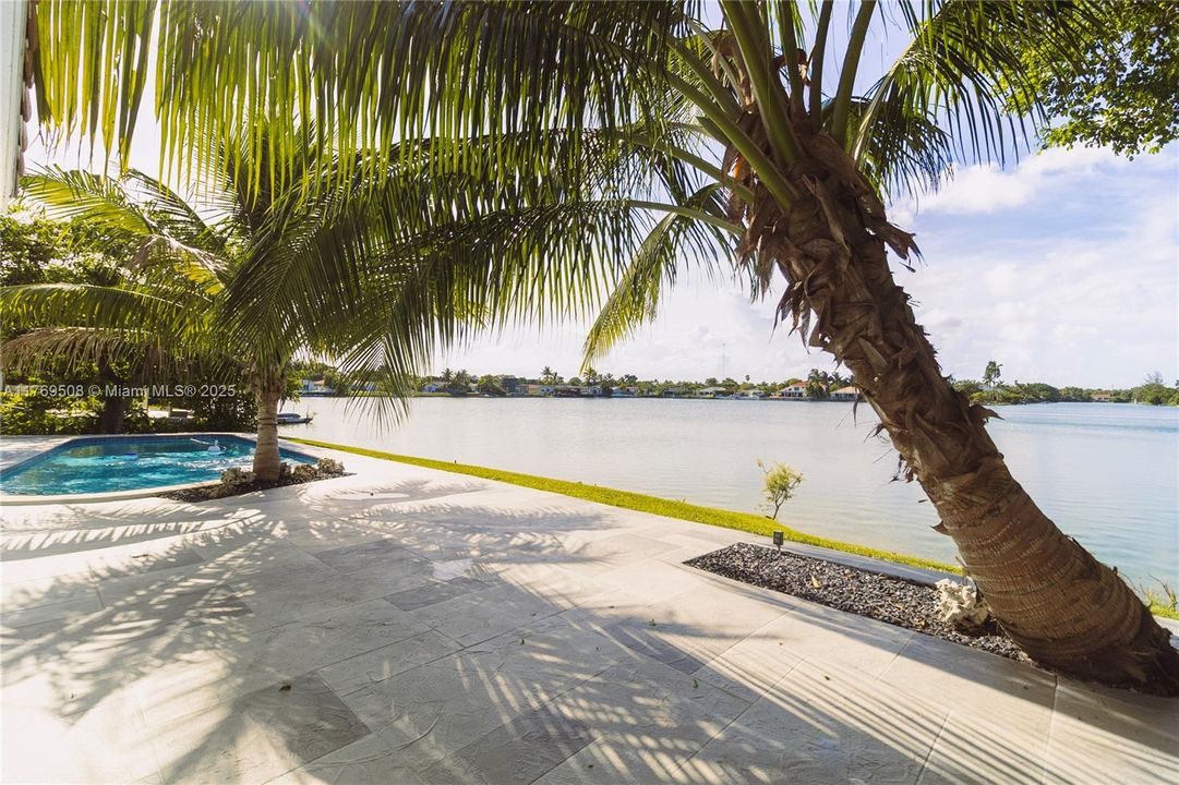 For Sale: $1,529,000 (3 beds, 2 baths, 2151 Square Feet)