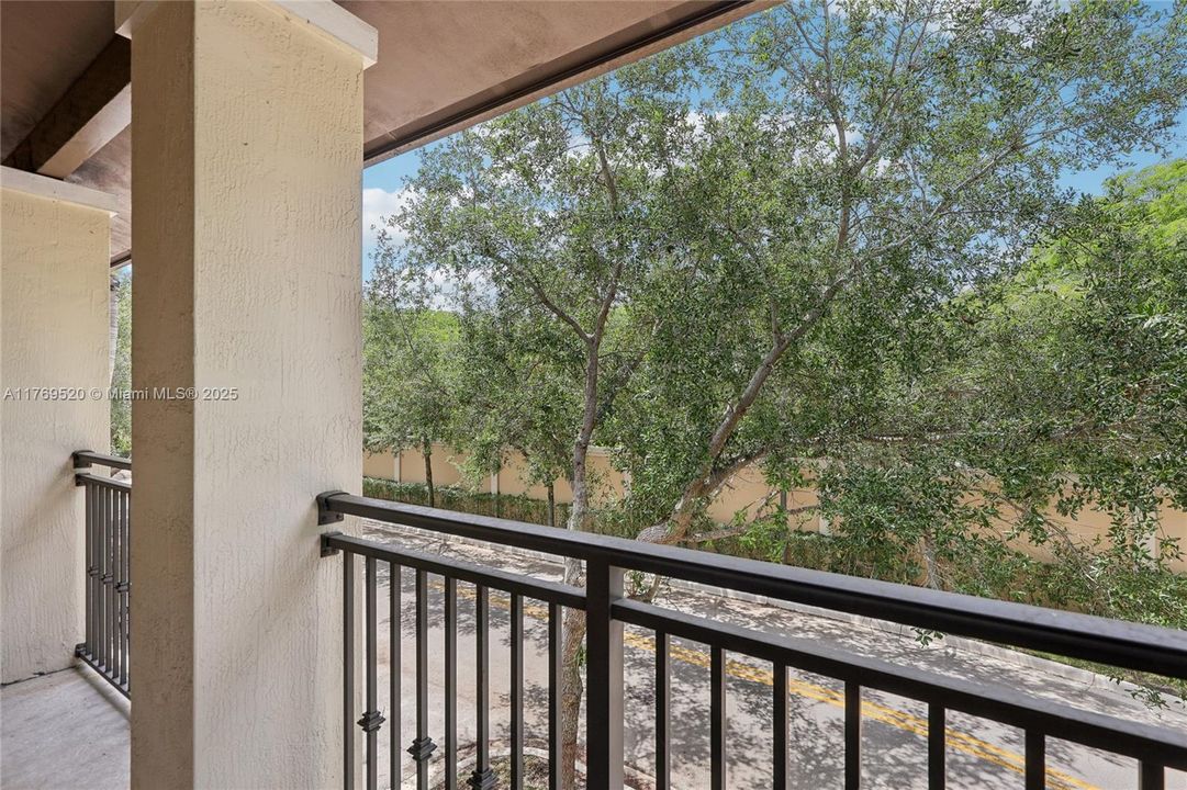 Vendido Recientemente: $470,000 (3 camas, 2 baños, 1660 Pies cuadrados)