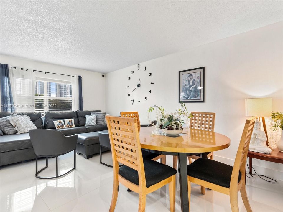 En Venta: $200,000 (1 camas, 1 baños, 850 Pies cuadrados)