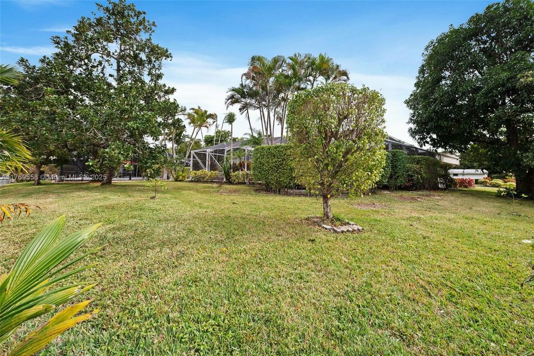 Activo con contrato: $750,000 (4 camas, 3 baños, 3249 Pies cuadrados)