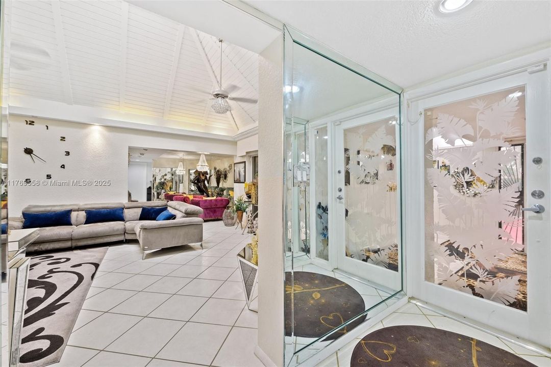 Entrance from front patio to living room