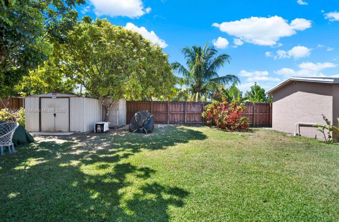 Recently Sold: $548,000 (4 beds, 2 baths, 1336 Square Feet)