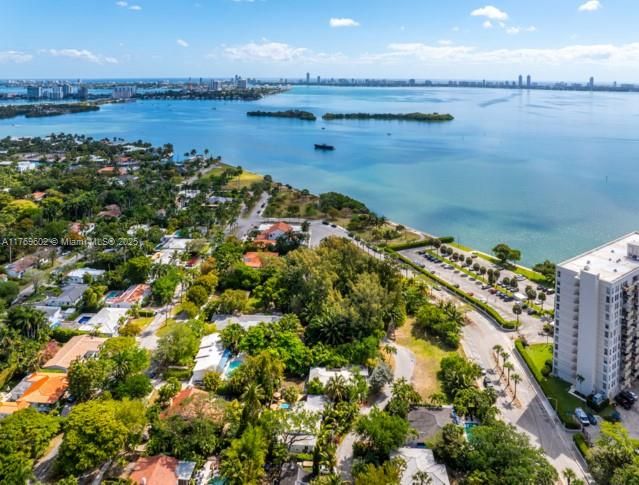 For Sale: $7,500,000 (58,240 sqft)