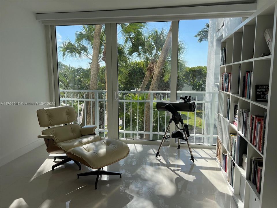 Recently Rented: $7,000 (2 beds, 2 baths, 1670 Square Feet)