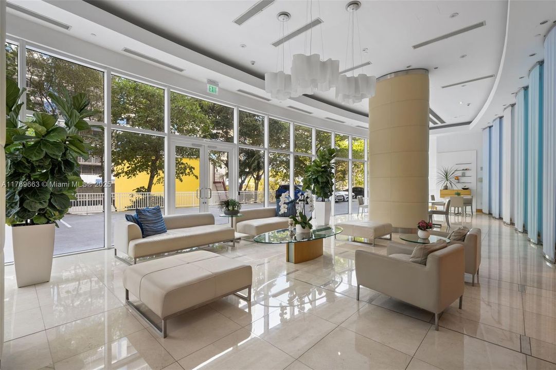 Recently Sold: $545,000 (1 beds, 1 baths, 791 Square Feet)