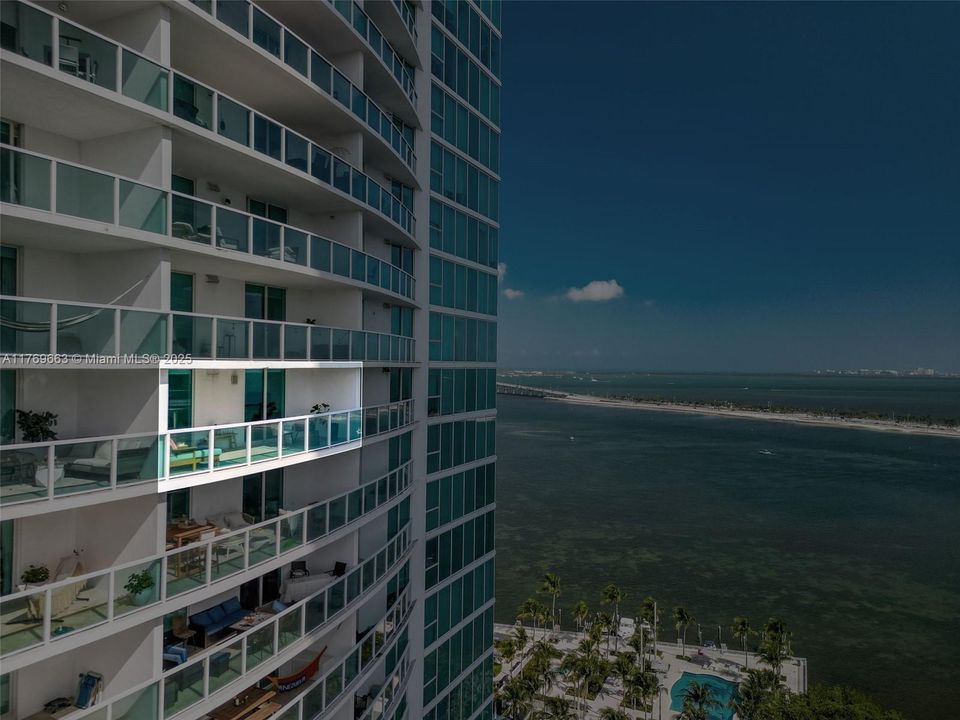 Recently Sold: $545,000 (1 beds, 1 baths, 791 Square Feet)