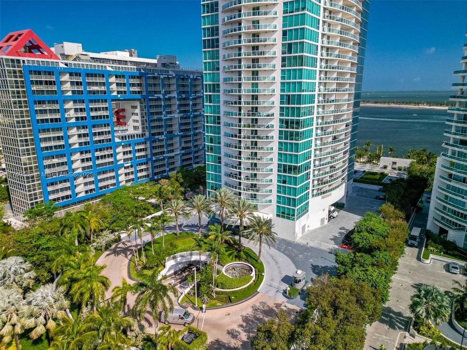 Recently Sold: $545,000 (1 beds, 1 baths, 791 Square Feet)