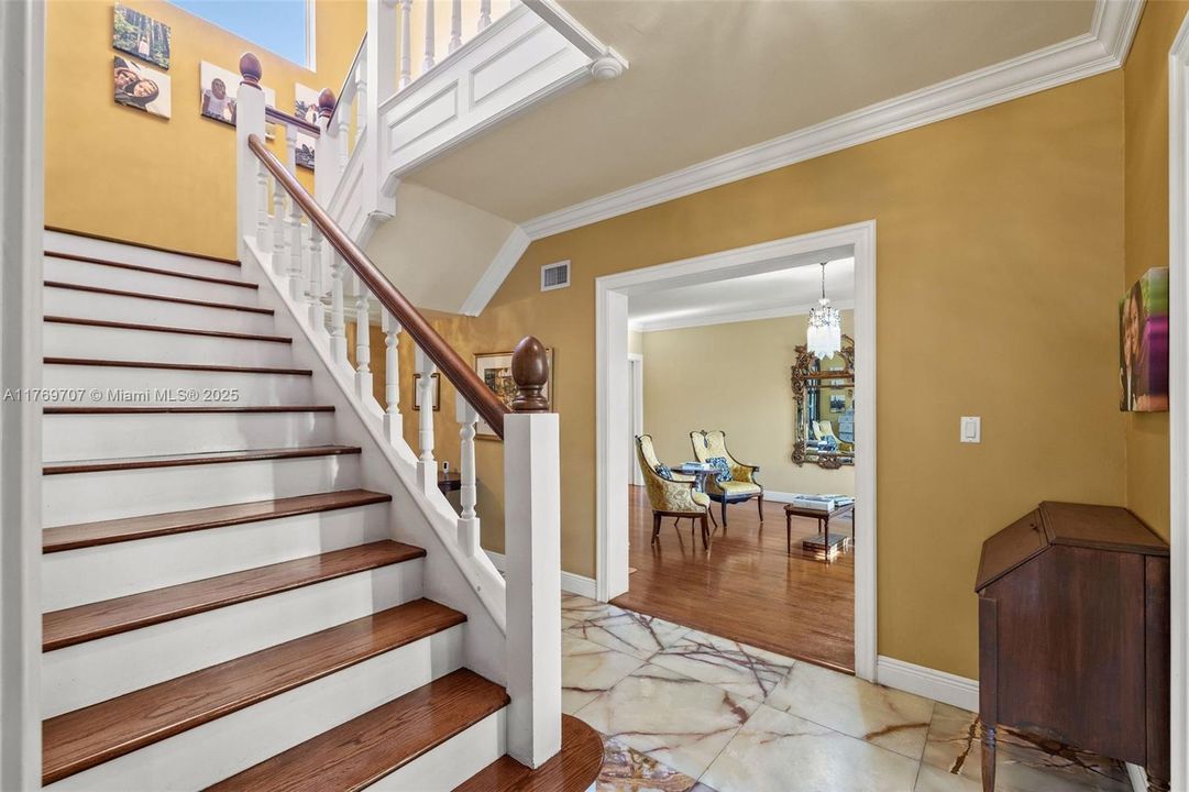 Recently Sold: $3,250,000 (4 beds, 4 baths, 4267 Square Feet)