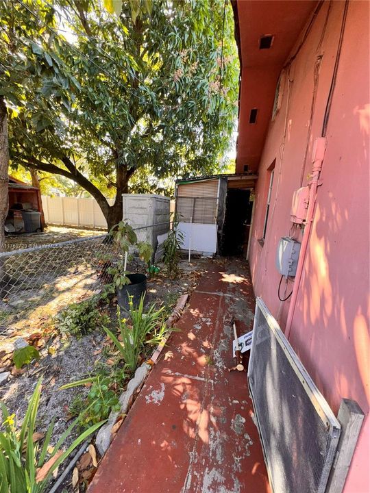 Activo con contrato: $450,000 (3 camas, 3 baños, 1803 Pies cuadrados)