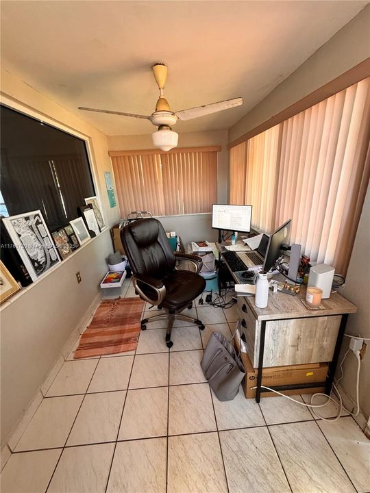 Activo con contrato: $450,000 (3 camas, 3 baños, 1803 Pies cuadrados)