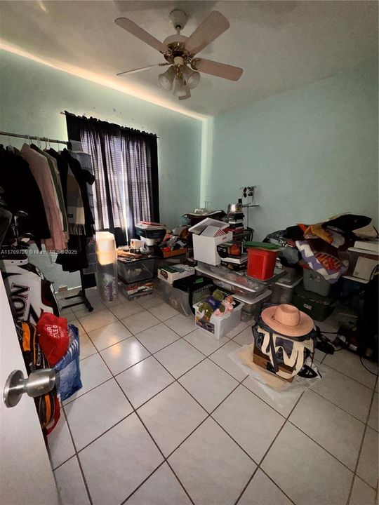 Activo con contrato: $450,000 (3 camas, 3 baños, 1803 Pies cuadrados)