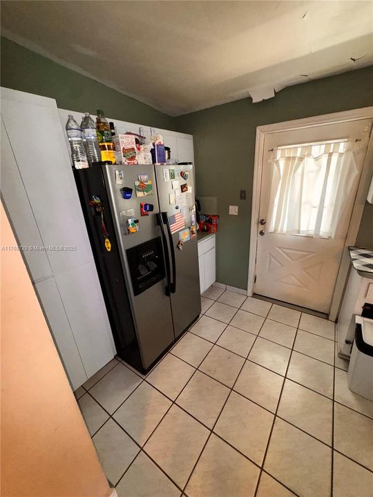 Activo con contrato: $450,000 (3 camas, 3 baños, 1803 Pies cuadrados)