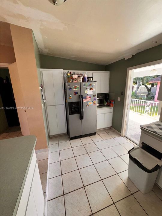 Activo con contrato: $450,000 (3 camas, 3 baños, 1803 Pies cuadrados)