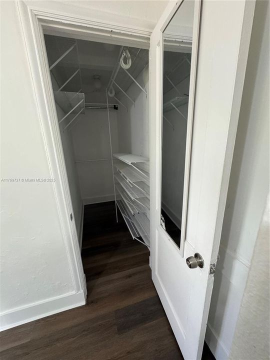 Recientemente alquilado: $2,099 (1 camas, 1 baños, 3611 Pies cuadrados)