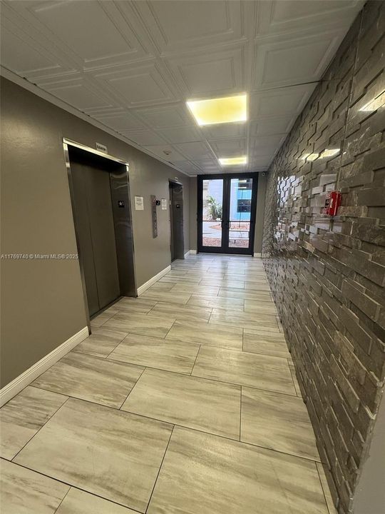 Vendido Recientemente: $115,000 (1 camas, 1 baños, 840 Pies cuadrados)